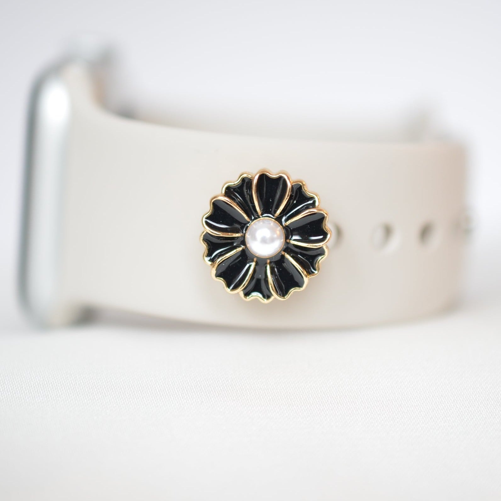 Black Flower with Pearl Stone for Belts, Bags and Watch Bands