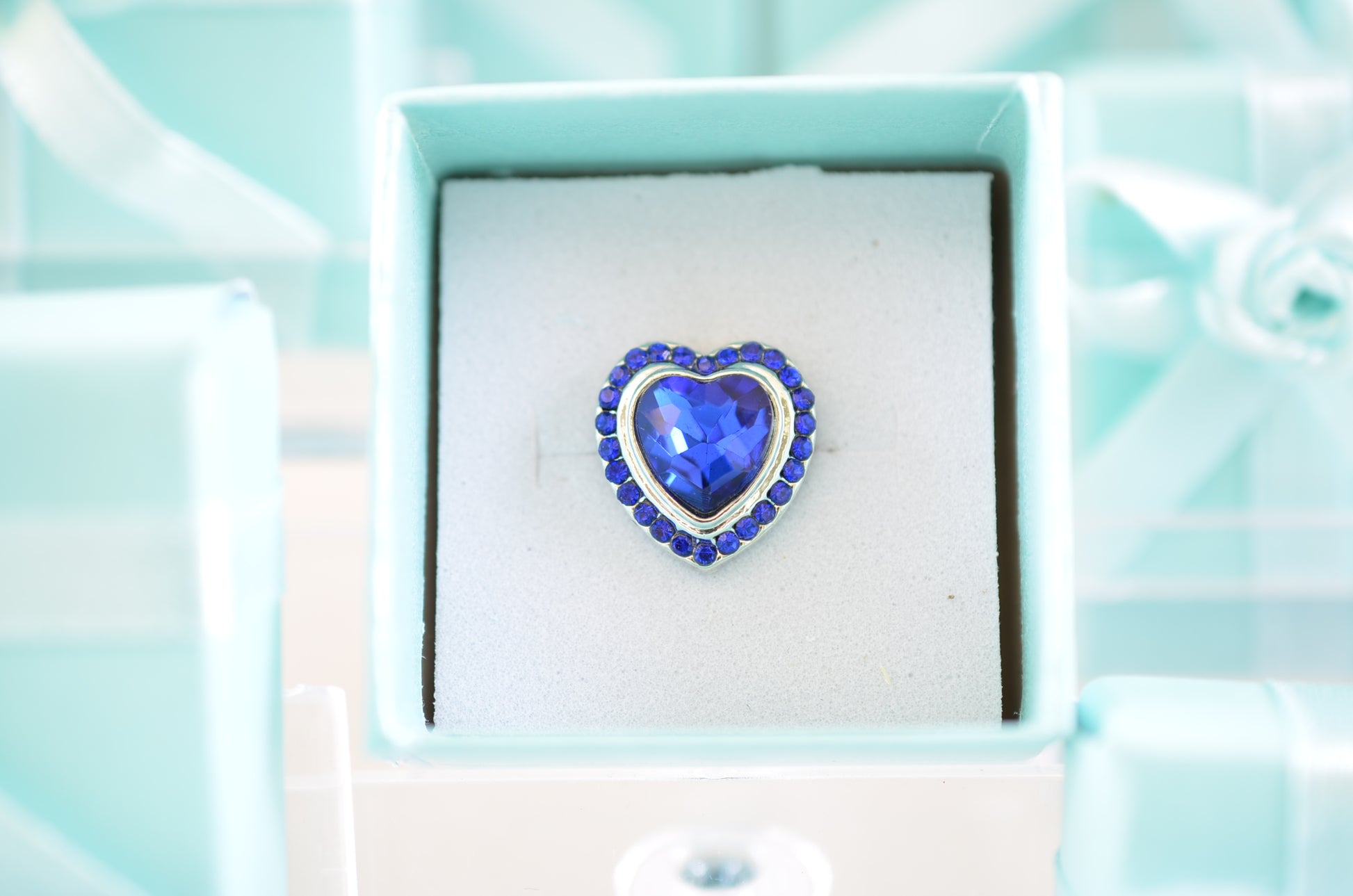 Royal Blue Heart Stone with Blue Rhinestone Charm for Belts, Bags and Watch Bands