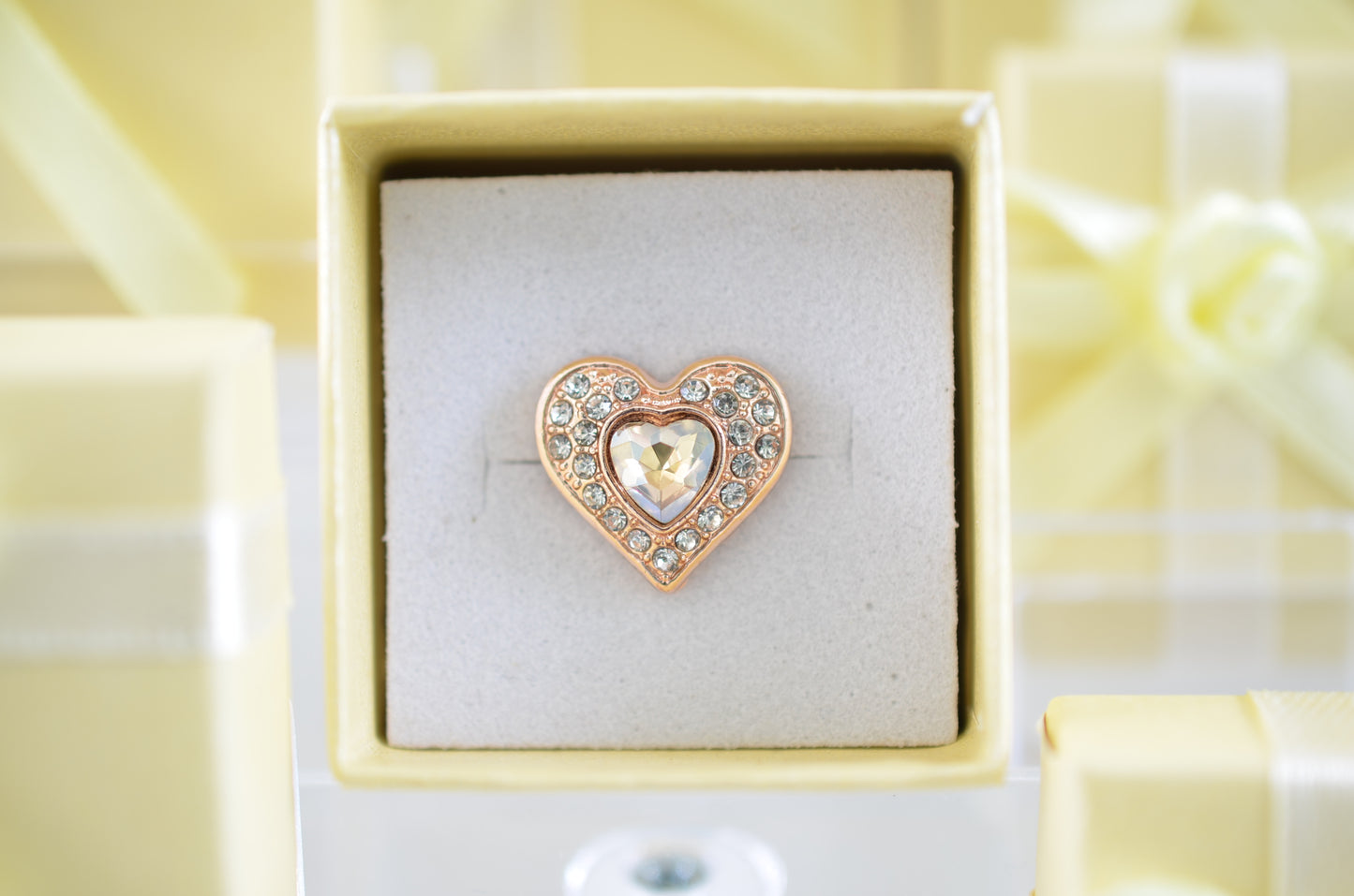 Citron Heart with Gold Coating Charm for Belts, Bags and Watch Bands