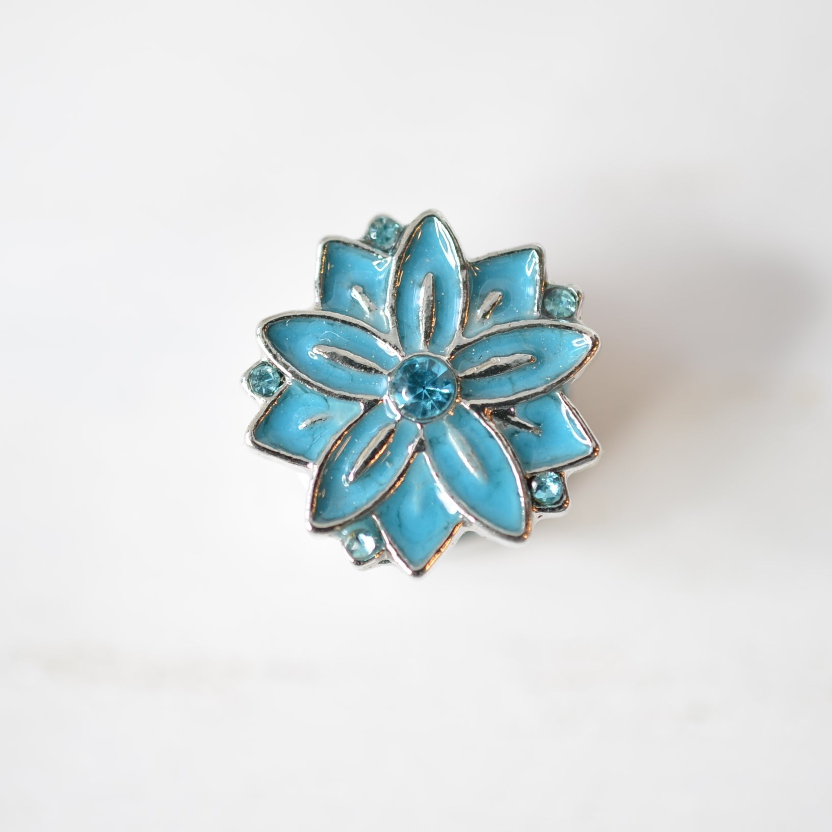 Blue flower watch band charm